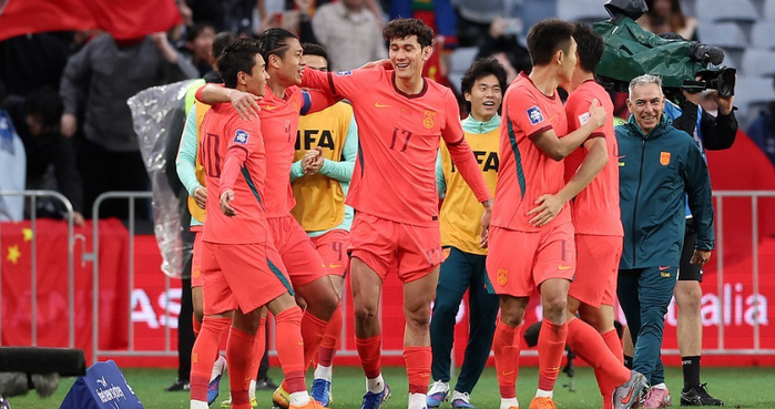 2-0取胜后，邵佳一的长期布局初显成效，世界杯